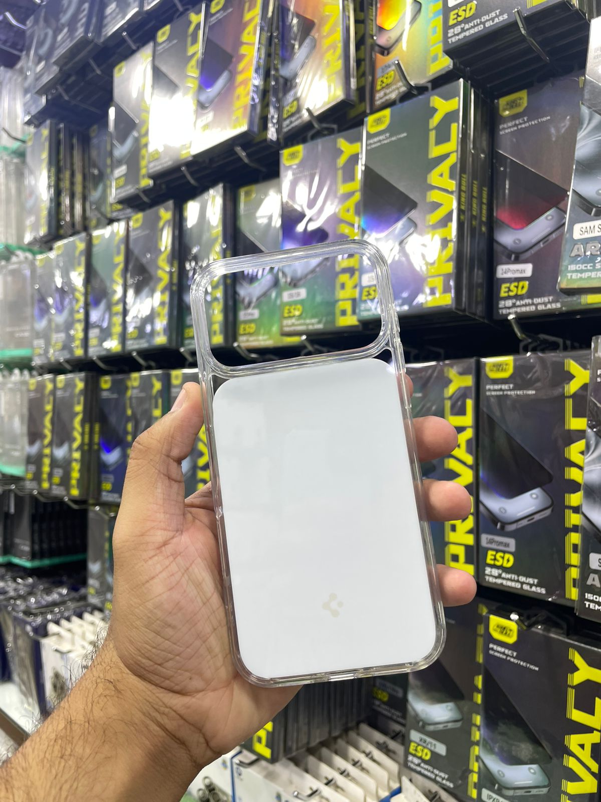 Spigen White Magsafe Case