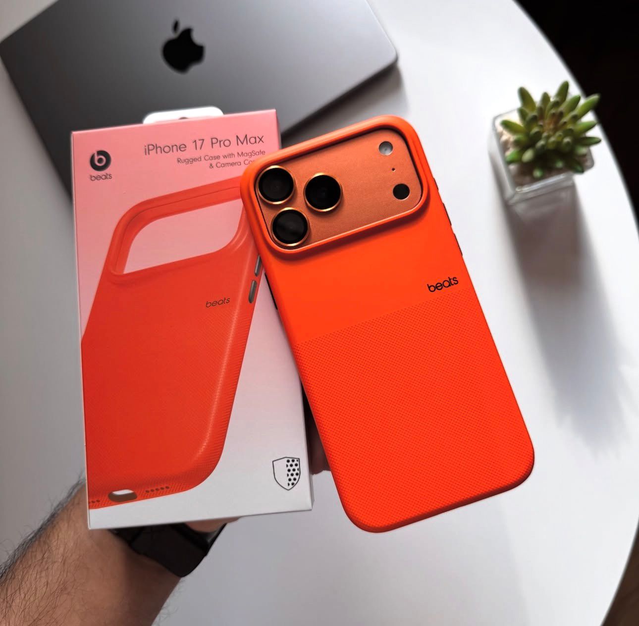 Beats Rugged Magsafe Case with Animation and Camera control Button
