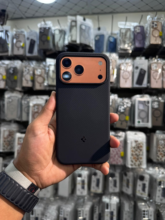 Spigen Mag Armor MagSafe Case