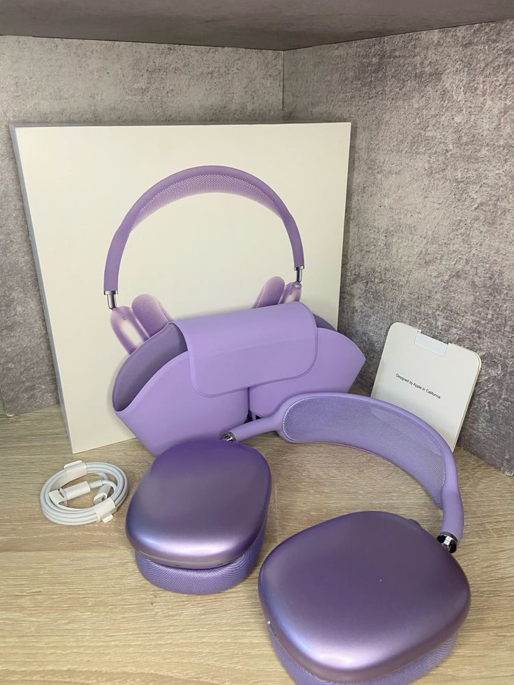 Airpods Max HeadPhones (Magnetic Cups) with Box & Case